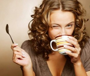 FreeImageWorks.com___Girl_drinking_coffee6