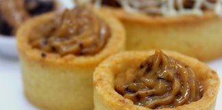 RECEITA ZERO AÇÚCAR: TARTELETE DE DOCE DE LEITE COM AMEIXA